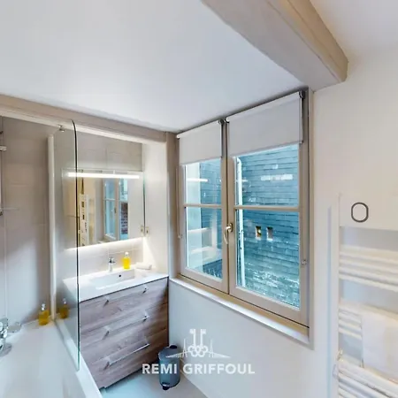 Апартаменти Le Repere De Popeye Beautiful 4 Guests *